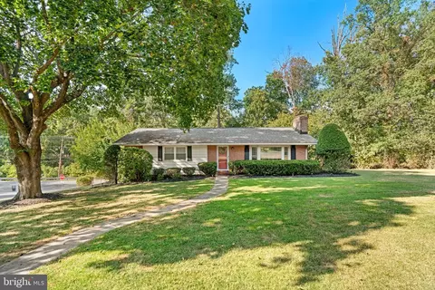 9001 Overhill Dr, Ellicott City, MD 21042