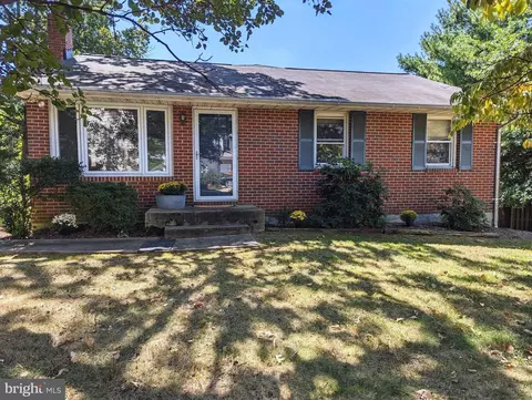 8122 Forever Green Ct, Elkridge, MD 21075