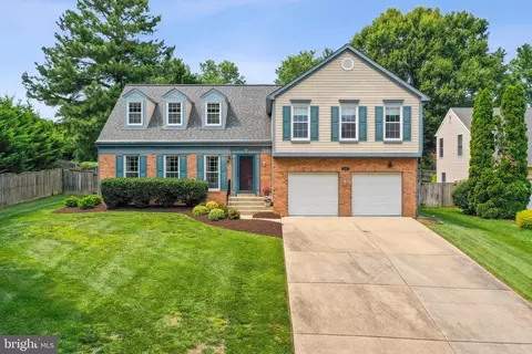 8342 Sand Cherry Ln, Laurel, MD 20723 photo 5