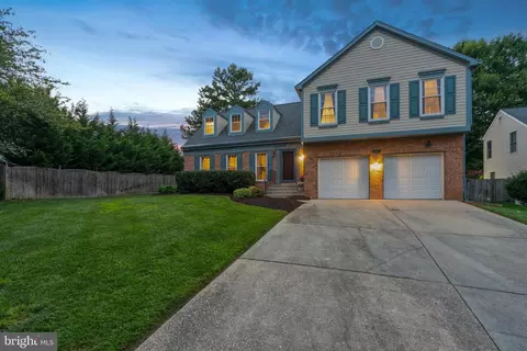 8342 Sand Cherry Ln, Laurel, MD 20723 photo 3
