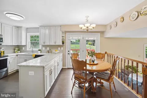 8342 Sand Cherry Ln, Laurel, MD 20723 photo 13