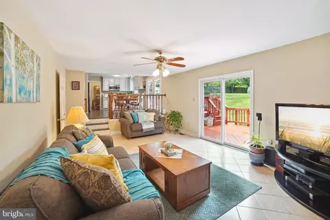 8342 Sand Cherry Ln, Laurel, MD 20723 photo 11