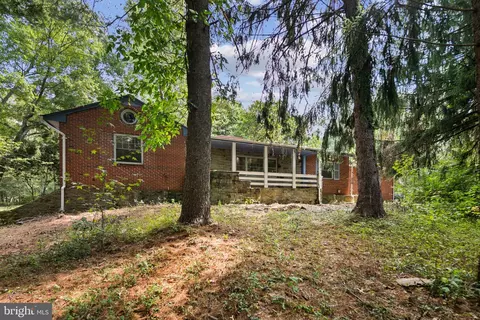 5981 Gales Ln, Columbia, MD 21045