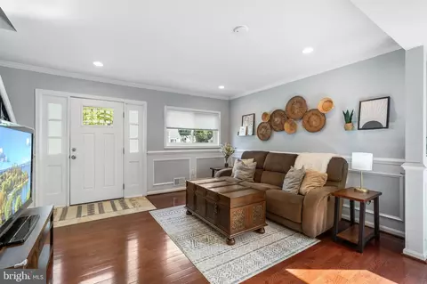 9214 Grant Ave, Laurel, MD 20723 photo 6