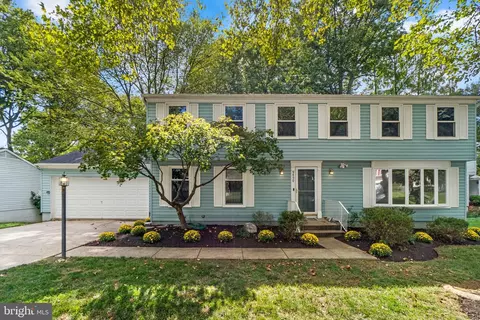 9490 Dawnblush Ct, Columbia, MD 21045