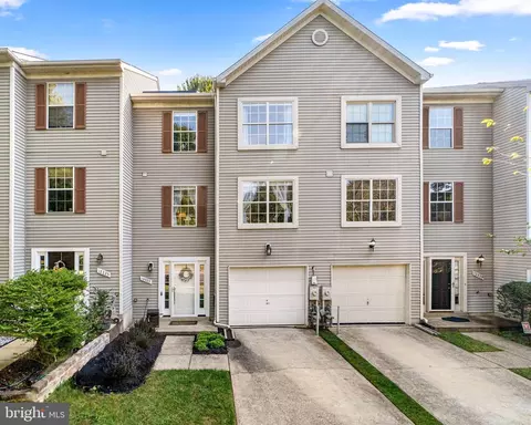 12227 Green Meadow Dr, Columbia, MD 21044