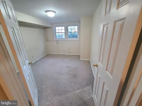 9343 Breamore Ct, Laurel, MD 20723 photo 31