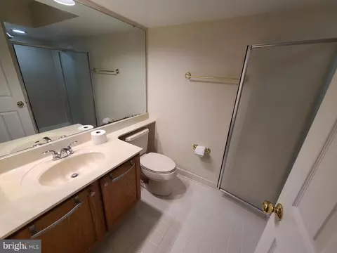 9343 Breamore Ct, Laurel, MD 20723 photo 28