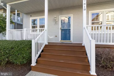 7618 Bluff Point Ln, Elkridge, MD 21075 photo 3