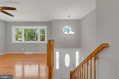 9425 Madison Ave, Laurel, MD 20723 photo 4