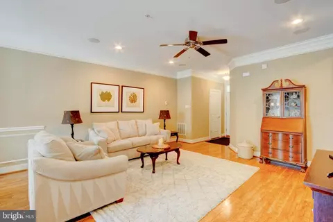 8601 Summer Waves Way, Laurel, MD 20723 photo 7