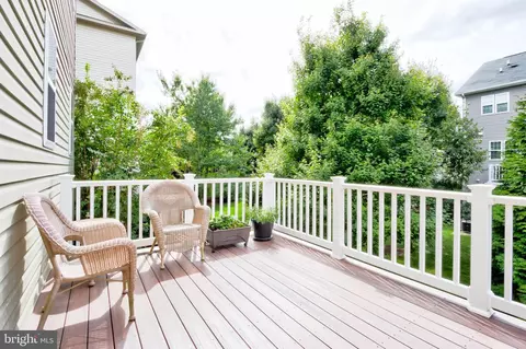 8601 Summer Waves Way, Laurel, MD 20723 photo 31