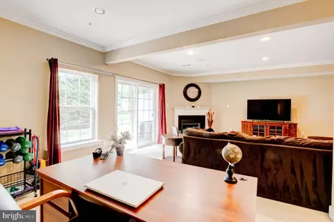 8601 Summer Waves Way, Laurel, MD 20723 photo 27