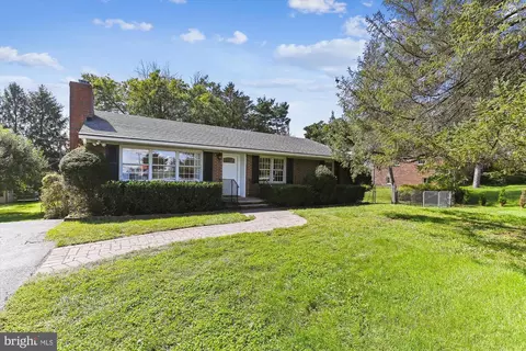9953 Frederick Rd, Ellicott City, MD 21042
