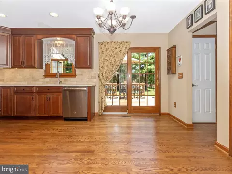 4085 Sharp Rd, Glenelg, MD 21737 photo 11