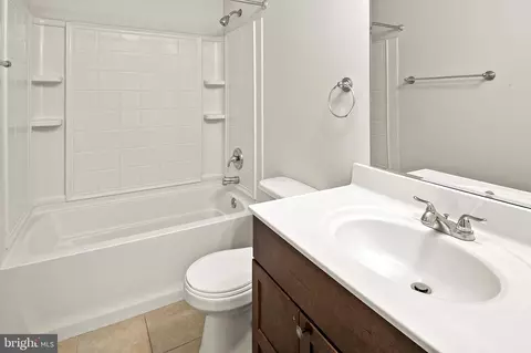 9110 Tymat Ct, Laurel, MD 20723 photo 31