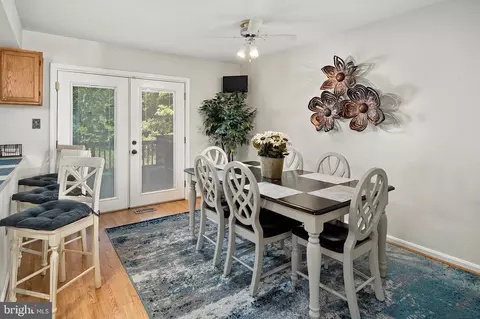 9110 Tymat Ct, Laurel, MD 20723 photo 11