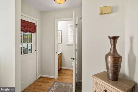 9110 Tymat Ct, Laurel, MD 20723 photo 7
