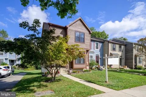 9110 Tymat Ct, Laurel, MD 20723 photo 2
