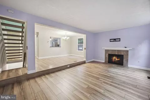 9631 Glendower Ct, Laurel, MD 20723 photo 6