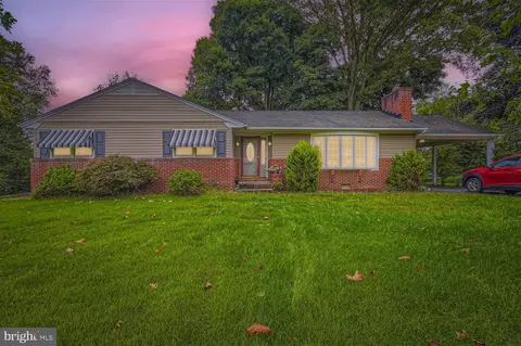 4625 S Leisure Ct, Ellicott City, MD 21043