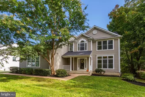 10833 Hilltop Ln, Columbia, MD 21044