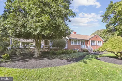 6616 Allen Ln, Columbia, MD 21045
