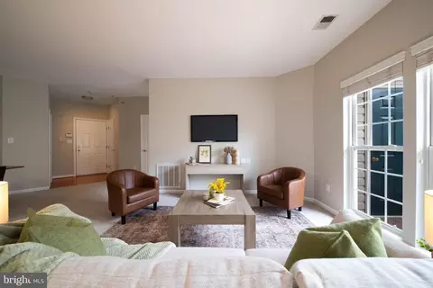 7210 Darby Downs #E, Elkridge, MD 21075