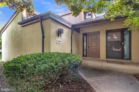 11241 Snowflake Ct #A-8-2, Columbia, MD 21044