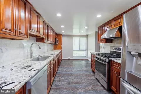 5903 Tamar Dr #1 S13, Columbia, MD 21045