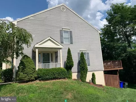 8607 Manahan Dr, Ellicott City, MD 21043
