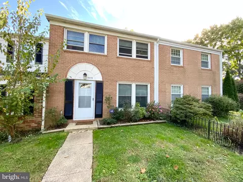 5459 Woodenhawk Cir, Columbia, MD 21044