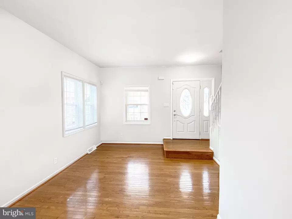  7316 Jubilee Cir, Elkridge, MD 21075 photo 8