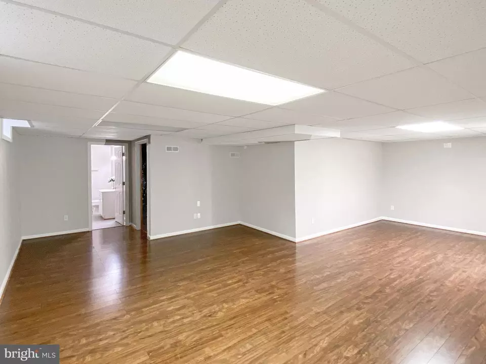  7316 Jubilee Cir, Elkridge, MD 21075 photo 32