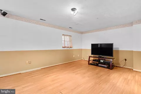 9220 Maxwell Ct, Laurel, MD 20723 photo 32