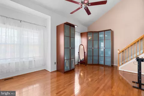 9220 Maxwell Ct, Laurel, MD 20723 photo 20