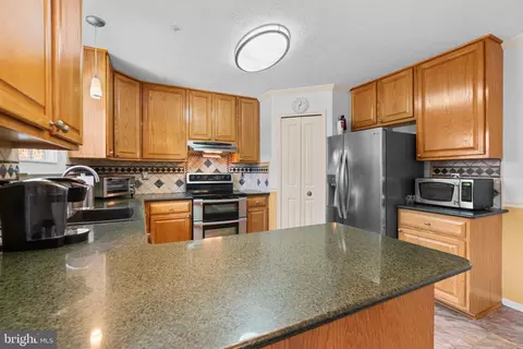 9220 Maxwell Ct, Laurel, MD 20723 photo 13