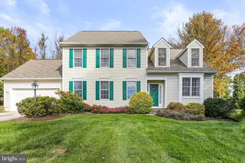 2852 Country Ln, Ellicott City, MD 21042