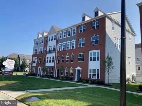 7732 Port Capital Dr #B, Elkridge, MD 21075