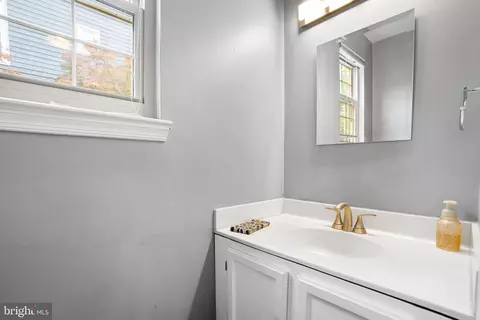 9117 Bryant Ave, Laurel, MD 20723 photo 11