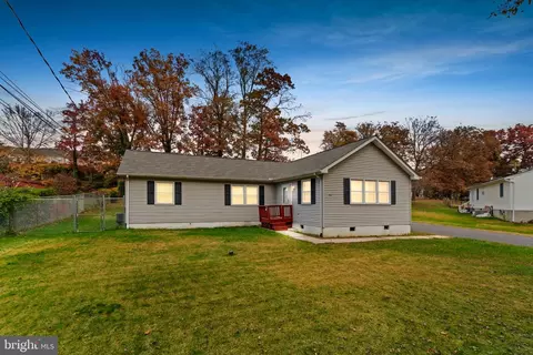 8204 Mission Rd, Jessup, MD 20794