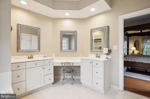 11374 Bishops Gate Ln, Laurel, MD 20723 photo 58
