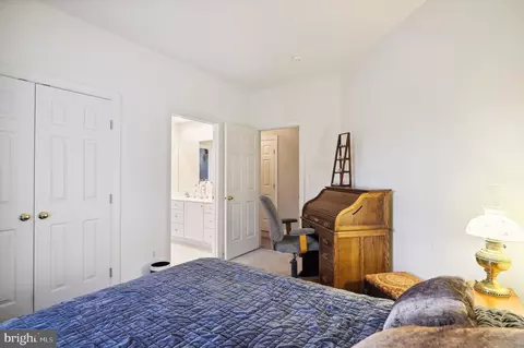 11374 Bishops Gate Ln, Laurel, MD 20723 photo 64
