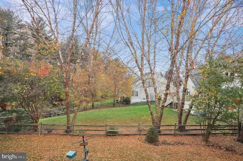 11374 Bishops Gate Ln, Laurel, MD 20723 photo 47