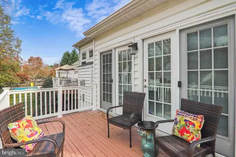 11374 Bishops Gate Ln, Laurel, MD 20723 photo 45