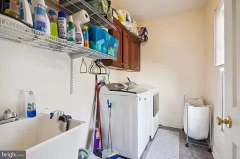 11374 Bishops Gate Ln, Laurel, MD 20723 photo 48