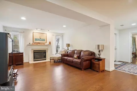 11374 Bishops Gate Ln, Laurel, MD 20723 photo 75