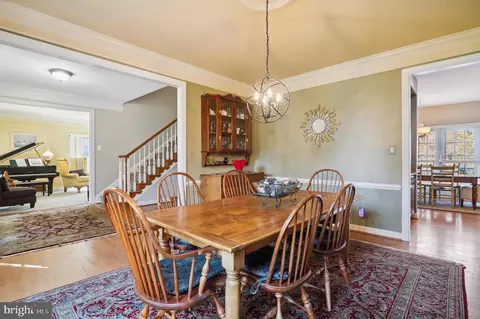 11374 Bishops Gate Ln, Laurel, MD 20723 photo 18