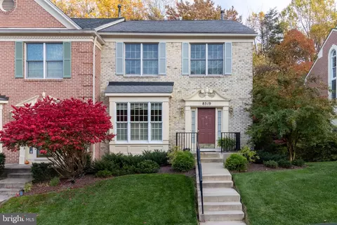 8519 Timber Hill Ct, Ellicott City, MD 21043