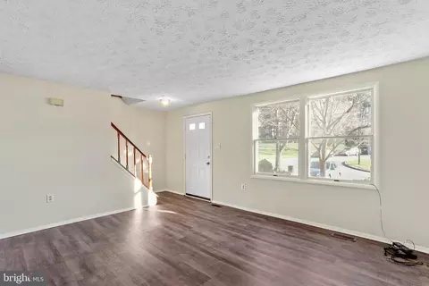 10504 Saddlebrook Ct, Laurel, MD 20723 photo 11